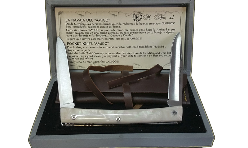 navaja de amigo Exposito
